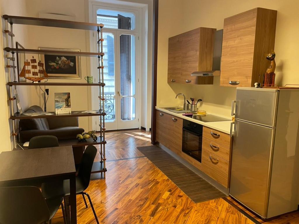 Caravaggio Apartment Наполи Екстериор снимка