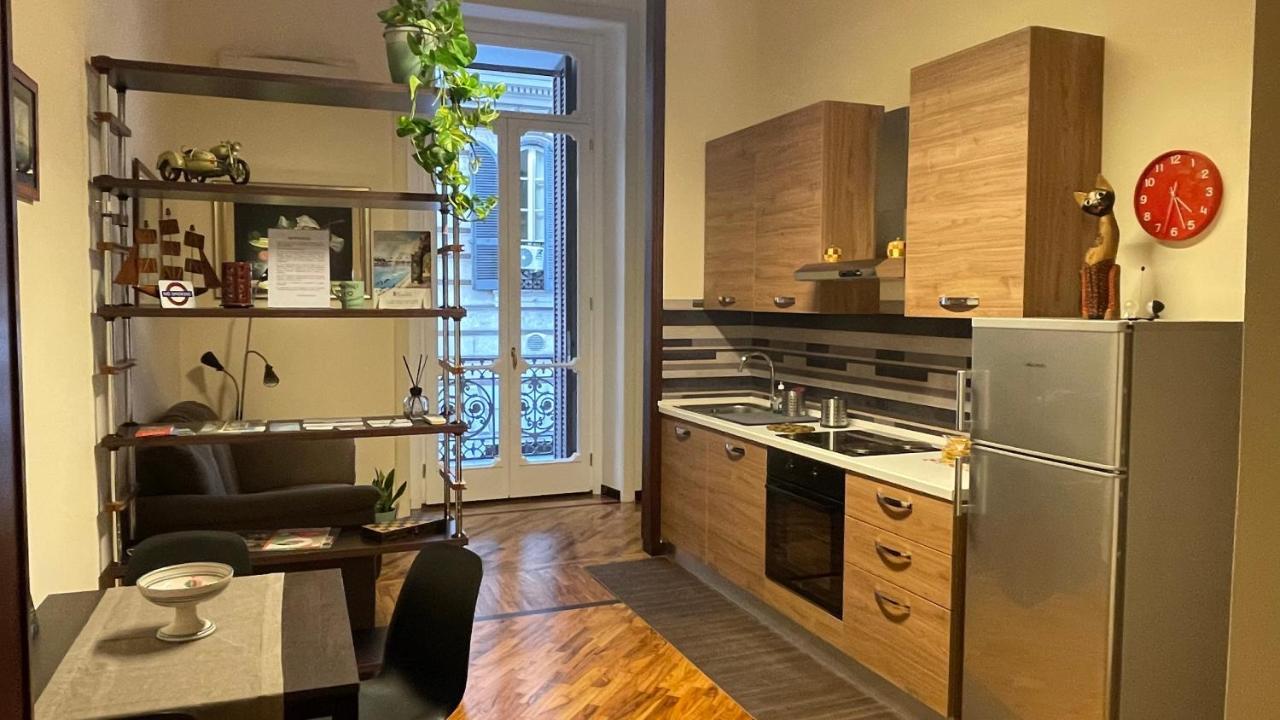Caravaggio Apartment Наполи Екстериор снимка